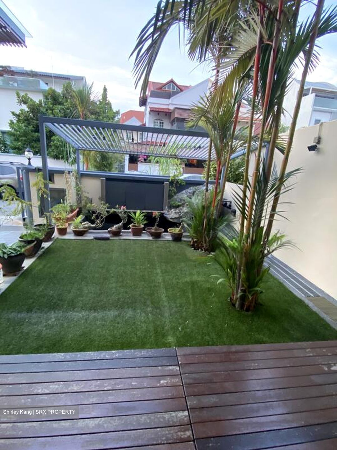 Sennett Estate (D13), Terrace #610701651